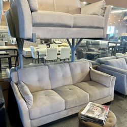 Love Seats 