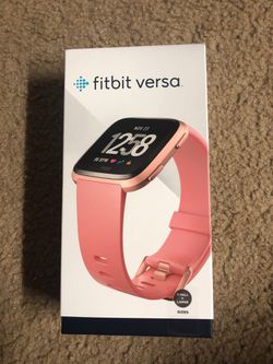 Fitbit Versa Smart Watch, Black/Black Aluminium, One Size (S & L Bands  Included)