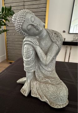 Resting Buddha Statue