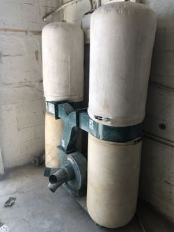 Cabinet shop vacuum
