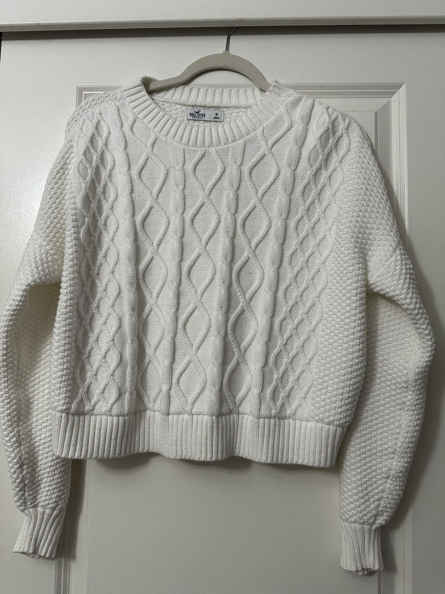 White Hollister Sweater 