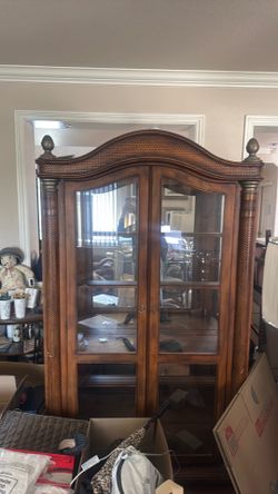 China Cabinet and Hutch