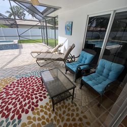 Outdoor Chairs And Table 