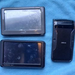 GPS Garmin Nuvi, Jabra Bluetooth, Maxx Digital