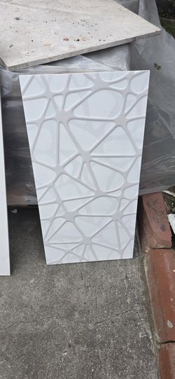 12x24 GLOSSY 3D Ceramic Wall Tile 750sqft Available North Hollywood Area Selling From Home $2sqft Firm