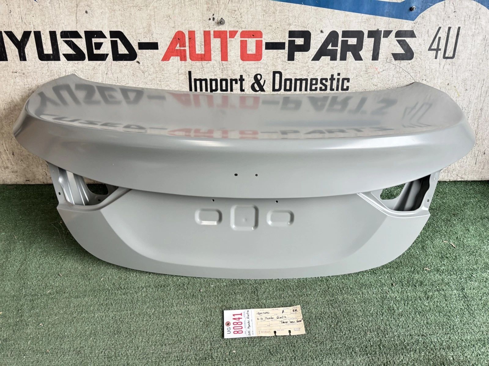 2011 - 2012 - 2014 - 2015 - 2016 HYUNDAI ELANTRA REAR DOOR TRUNK LID OEM UG80841