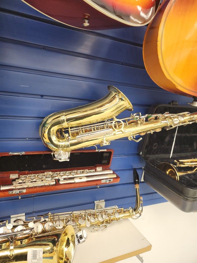 Selmer Saxophone 