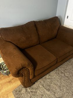 Love Seat Brown 