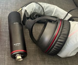 Focusrite CM25 MKIll microphone & SH-450 headphones