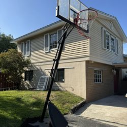 Spalding Basketball Hoop