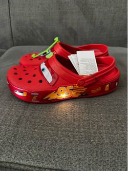 Cars Lightning McQueen Crocs Men’s Size 11