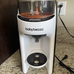 Baby Brezza Formula Dispenser Pro