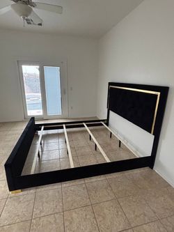 Black king size bed frame