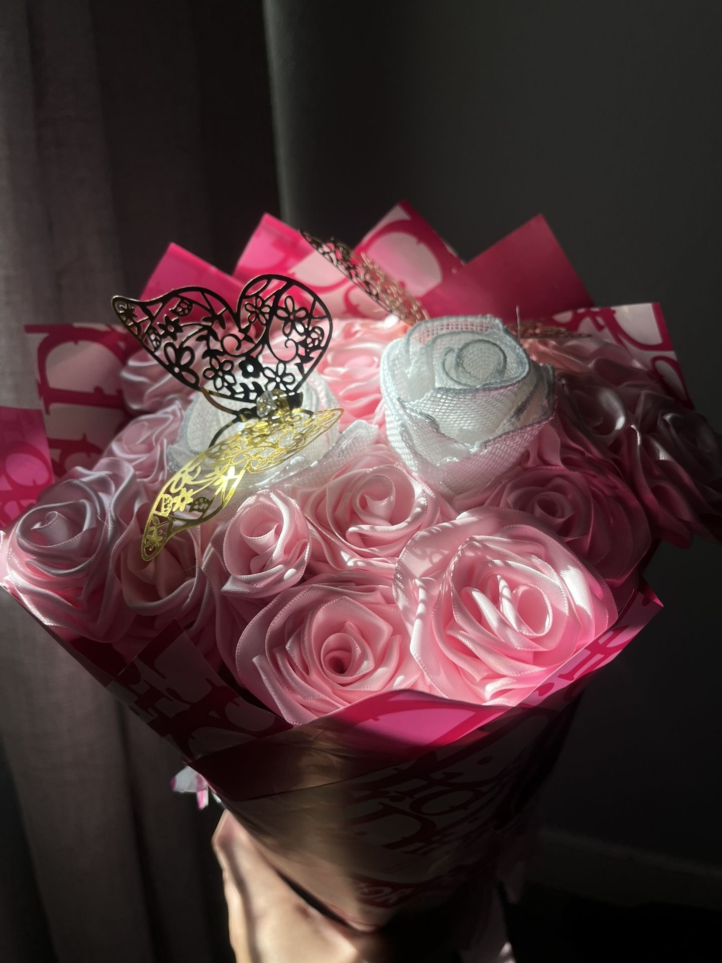 Selling Eternal Flowers 