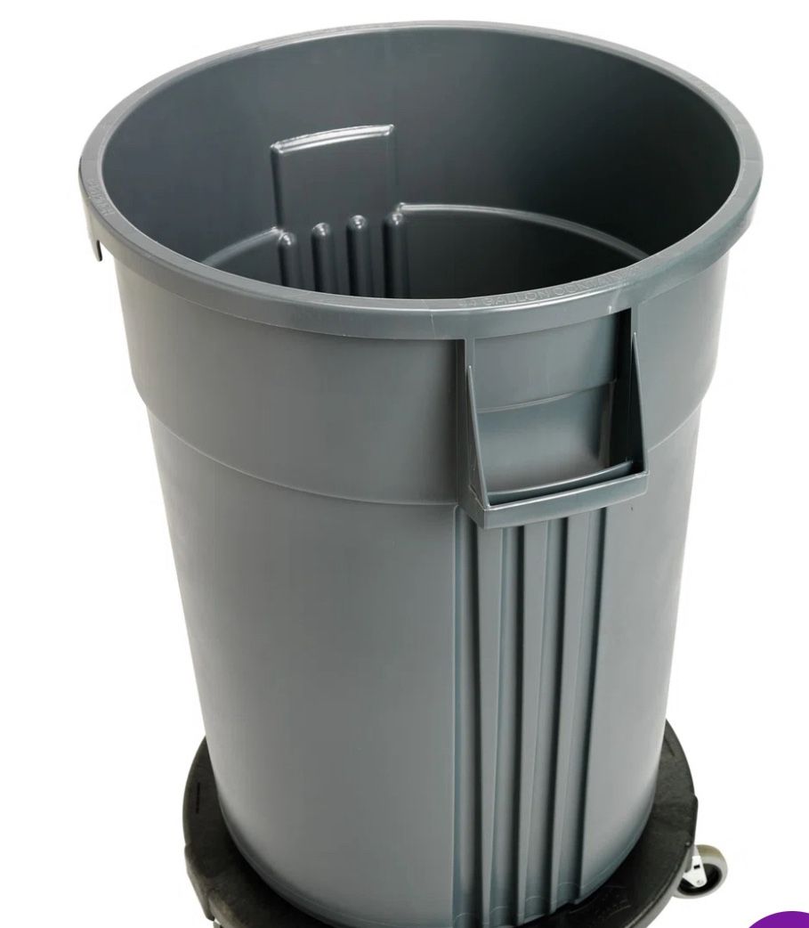 Free garbage cans
