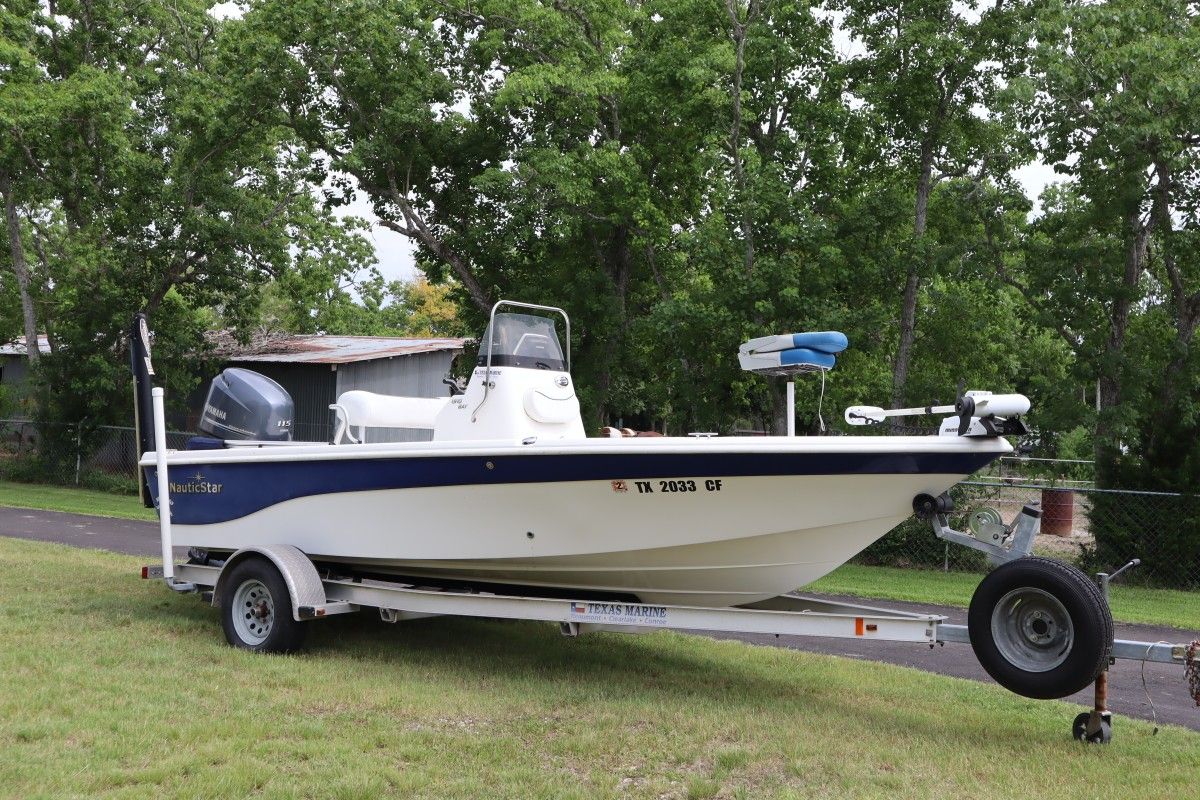 2014 Nautic Star 1910 Bay Boat
115HP Yamaha Aluminum McClain Trailer Package