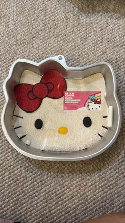Hello Kitty Cake Pan