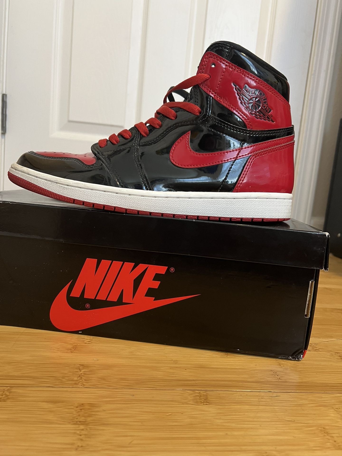 Jordan 1 Bread 