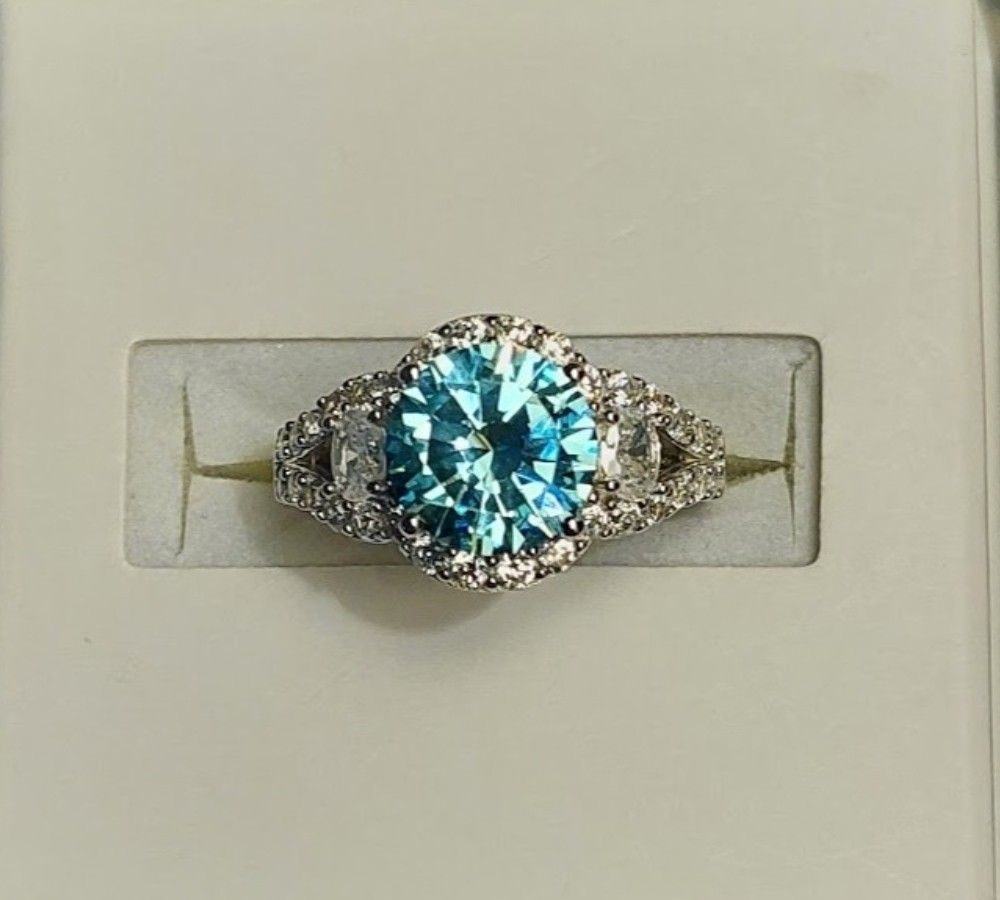 Aquamarine Lab Created Ring w/White Halo Accent Stones-Sterling Silver Ring (NWT)