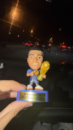 mbappe súper rare zuru ballers