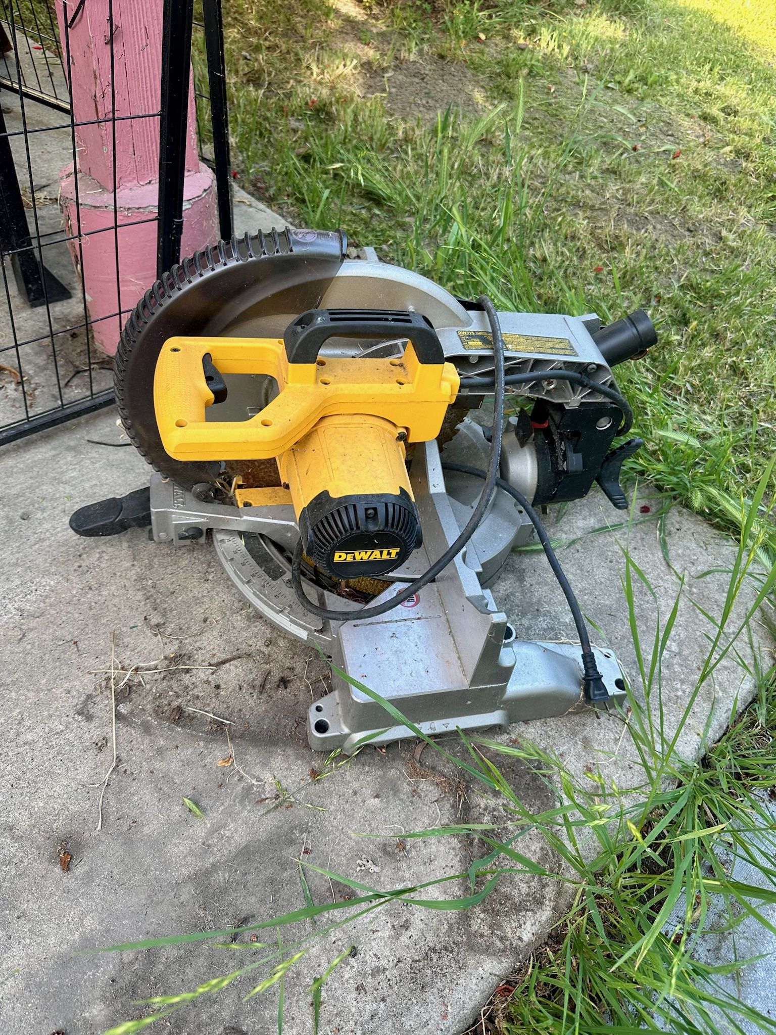 Dewalt