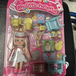 8 Dollars New Playset Toy 