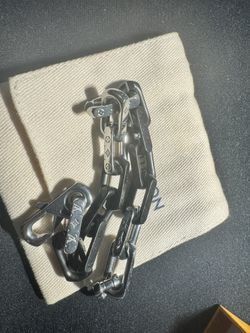 lv cunban chain