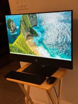 Like NEW HP 32-inch 4K all-in-one Desktop, i5/16GB RAM/1TB SSD/Windows11 + Office! Fast and PERFECT SHAPE!