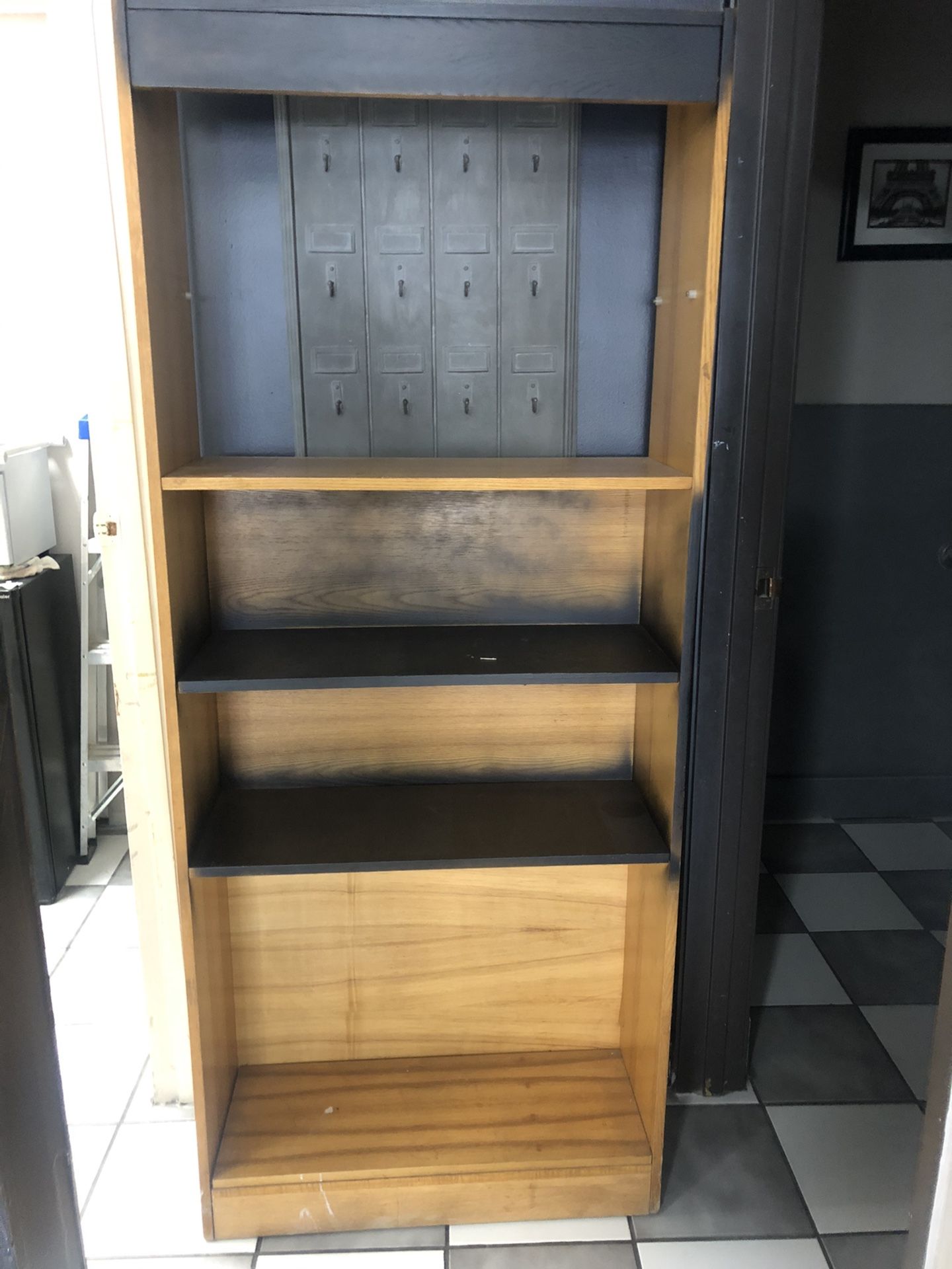 Free shelf