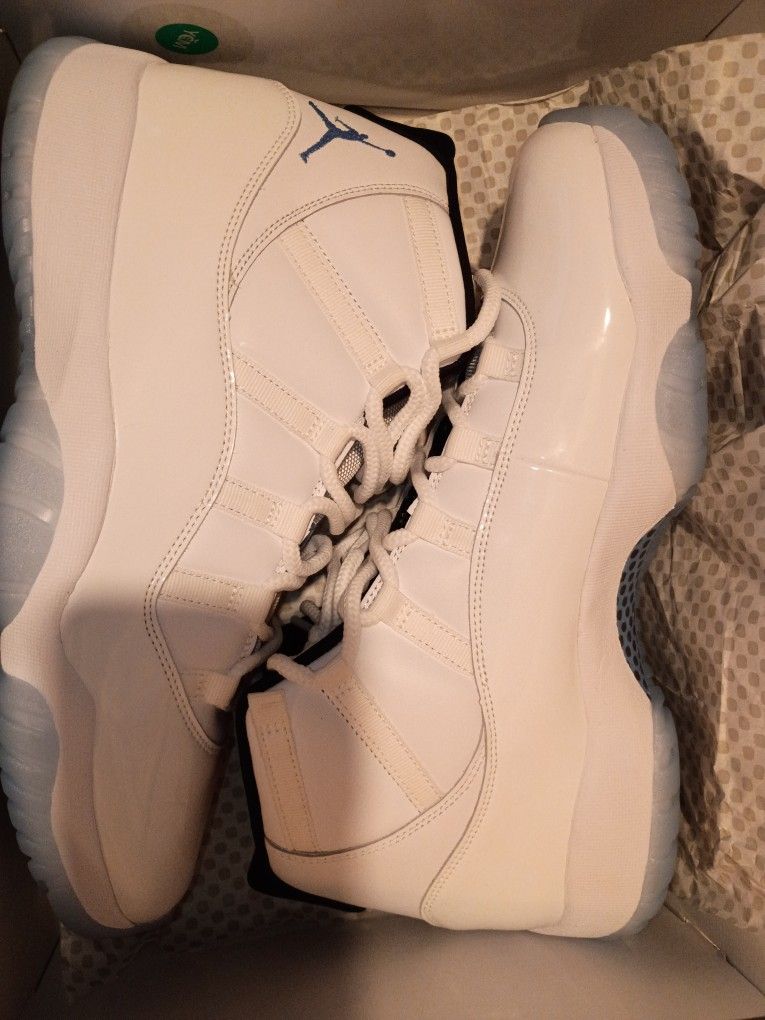 Jordan Retro 11s Size 13 Mens $100 BRAND NEW 