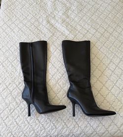 ZARA LEATHER BLACK HEELED BOOTS