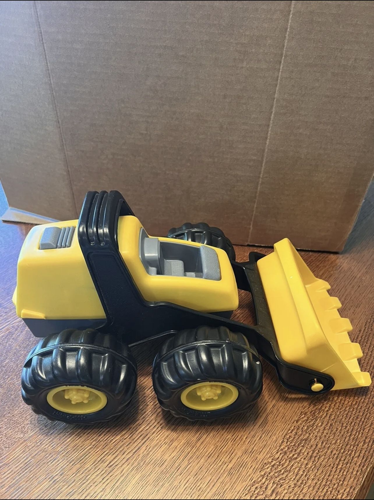 Vintage LITTLE TIKES Plastic Bulldozer Front Loader Toy Truck Construction 18”x9