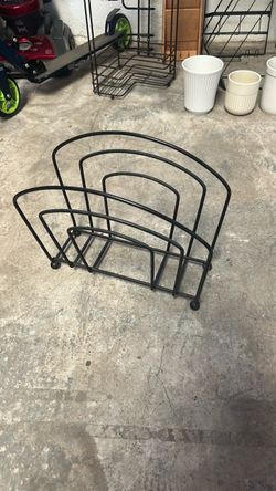 Mail holder