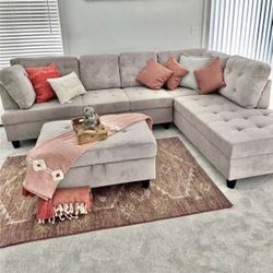New COSTCO Gray Chenille Sectional Couch And Ottoman