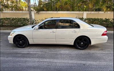 2005 Lexus LS 430