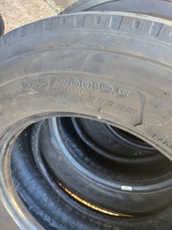 245/70r19.5