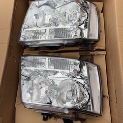 LA Zona Auto Parts 2007 To 2014 Chevrolet Tahoe Suburban Avalanche OEM Style Headlights Luces Micas Calaveras Faros  