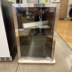 BRAND NEW Frigidaire Gallery 36 Bottle Beverage Fridge