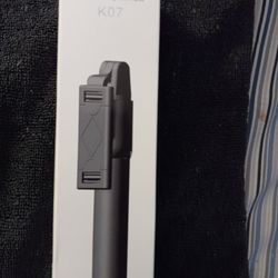 CELL PHONE TRIPOD  NEW IN BOX