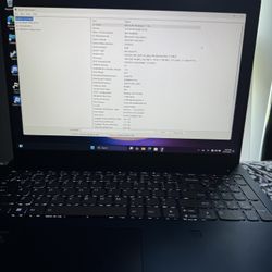 Lenovo IdeaPad Slim 5 16IRL8 and Dell Inspiron