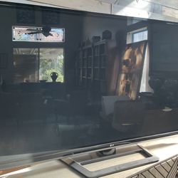 Lg Tv Television 65”