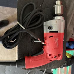 Milwaukee Magnum Drill 0234-6