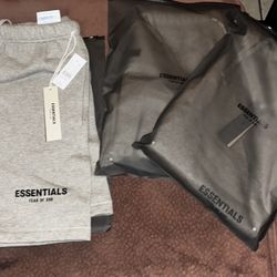 Dark Oat Essential Shorts 