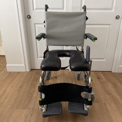 RAZ shower chair