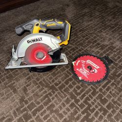 DeWalt 20V Skill Saw 6 1/4 
