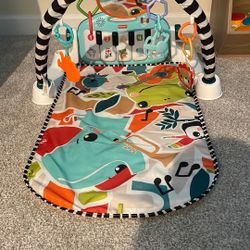 Fisher-Price Grow Kick And Play Piano