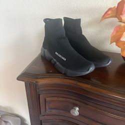 speed trainer Black Cloth Sneaker