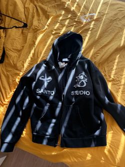 Santos Studio Hoodie