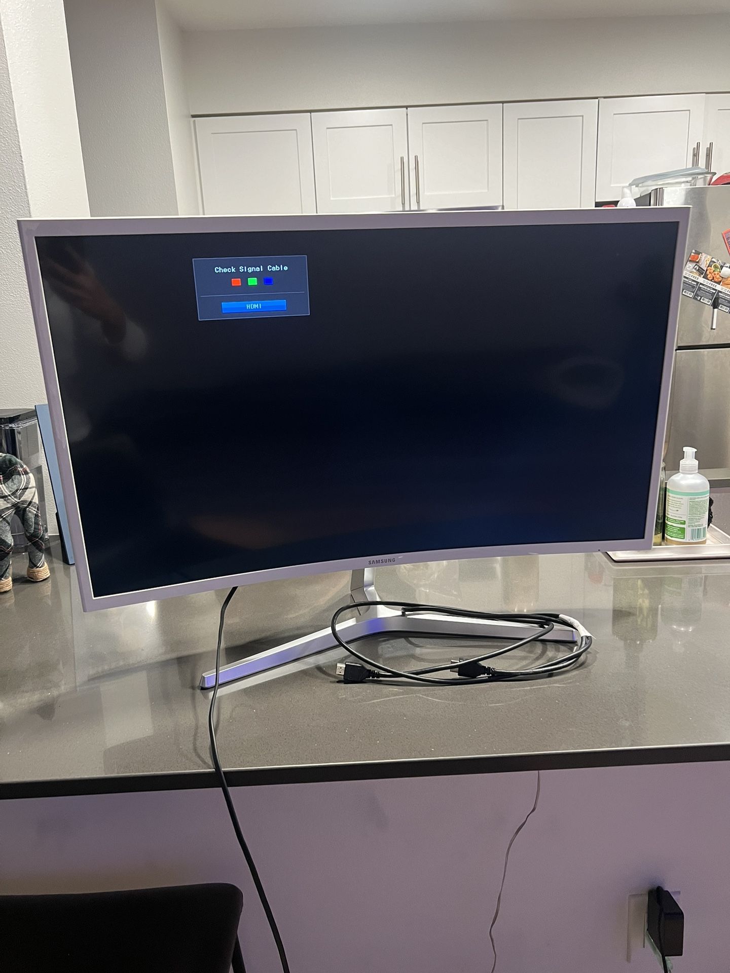 32” Curved LED Monitor
