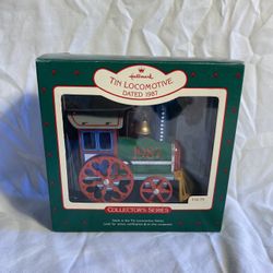 Hallmark Tin Locomotive - 1987 - #6 in Series.